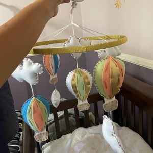 Crib mobile